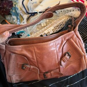 Shoulder purse, rare find, great condition